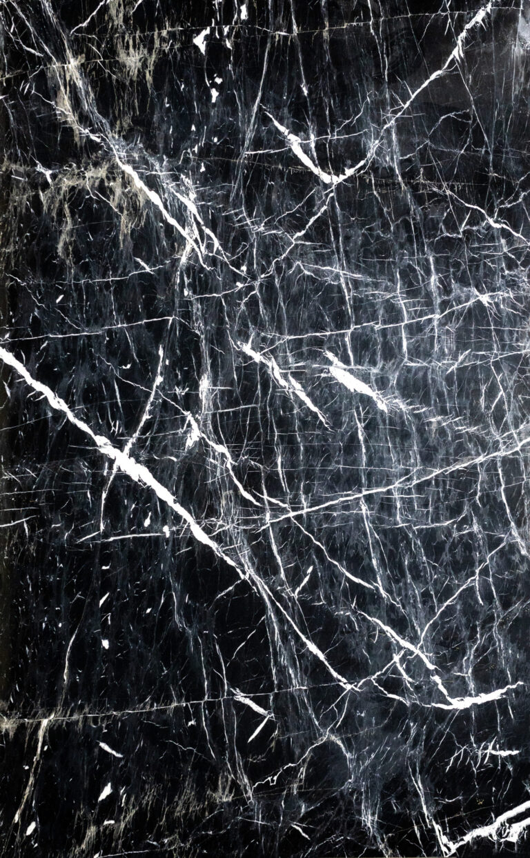 NERO MARQUINA